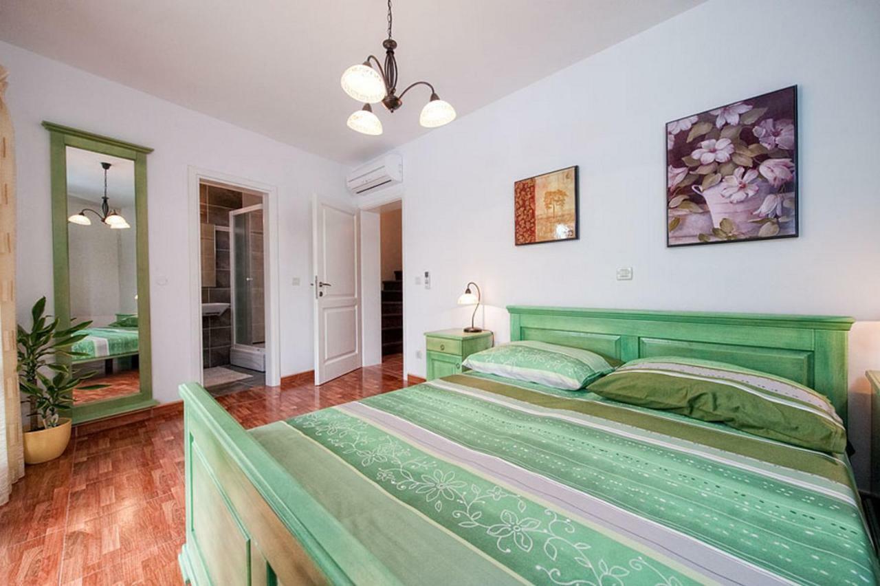 Villa Ester Rovinj Exterior photo